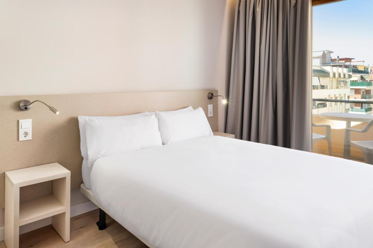 Hotel Andalucia Бенидорм Екстериор снимка