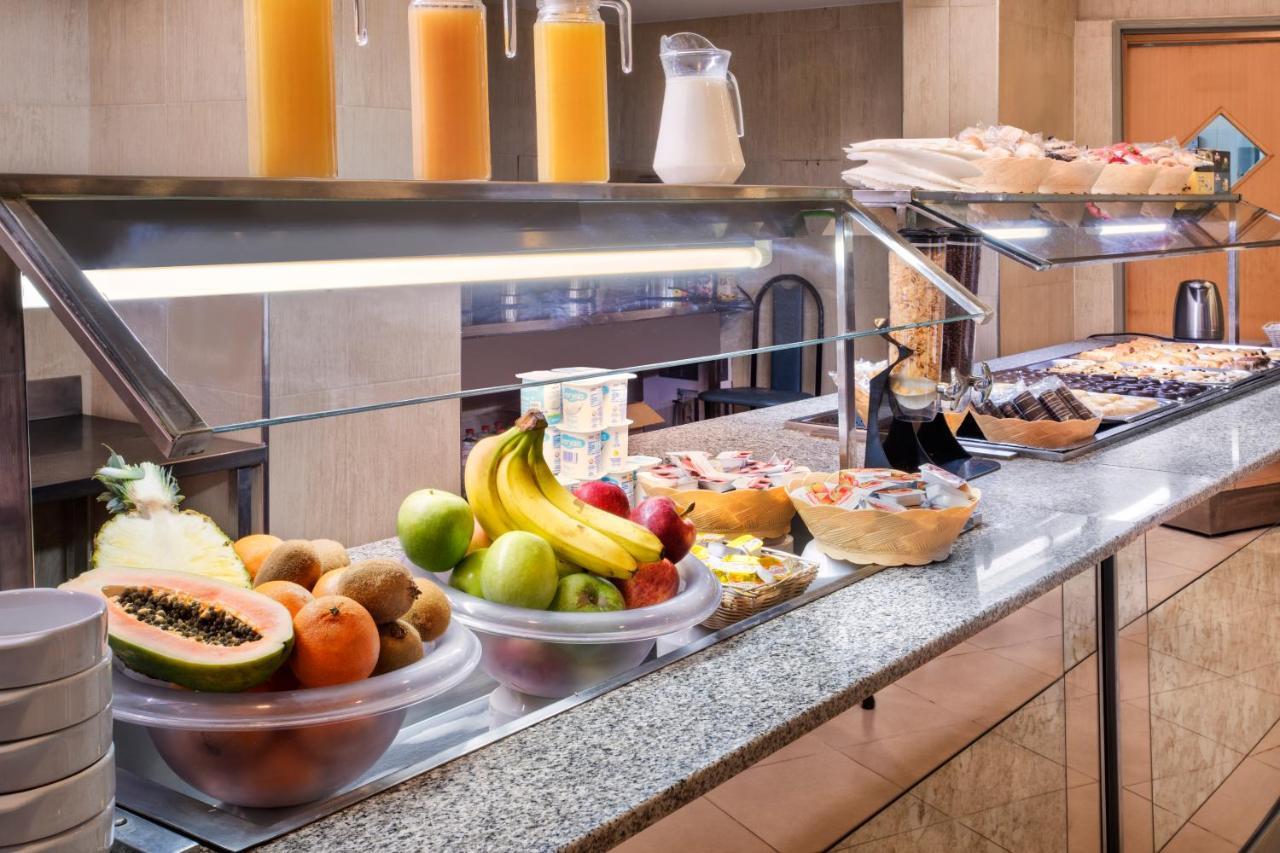 Hotel Andalucia Бенидорм Екстериор снимка