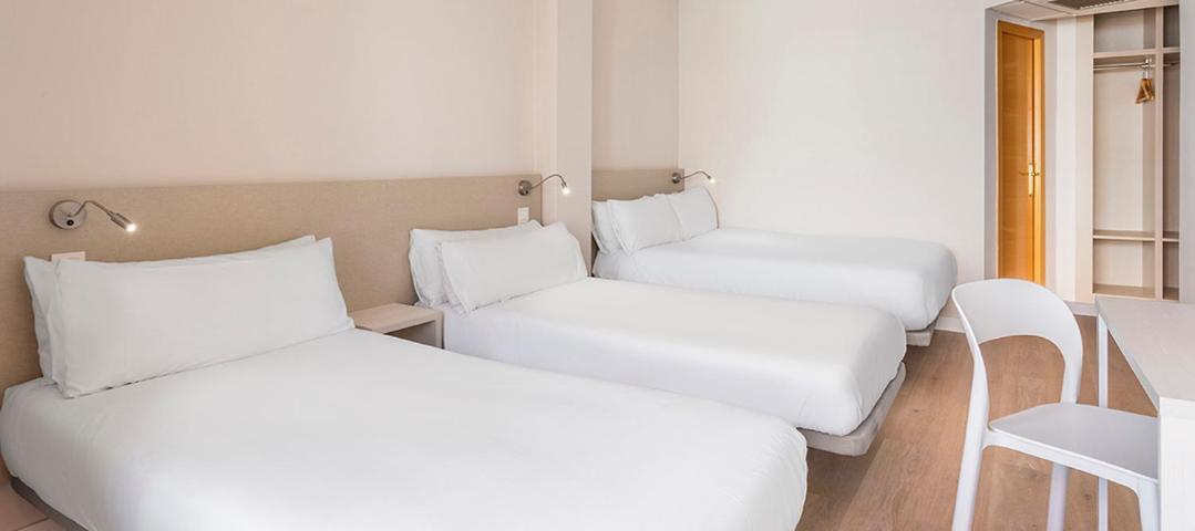 Hotel Andalucia Бенидорм Екстериор снимка